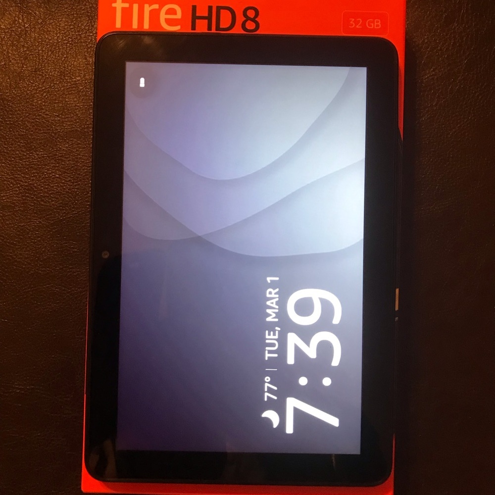 Amazon Fire HD 8 in very good condition